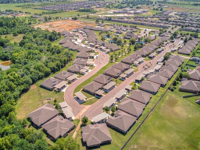 Building Photo - 5721 Campbell Creek Dr