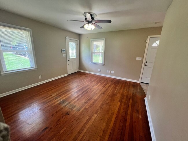Building Photo - Your Home Awaits!