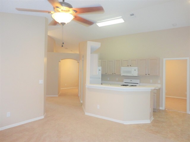 Foto del edificio - 1410 Scotch Pine Dr