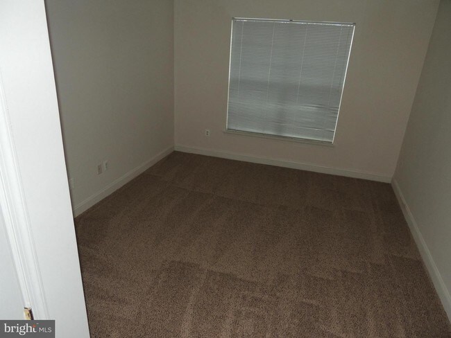 Building Photo - 5900 Great Star Dr