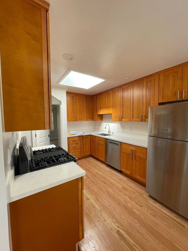 Foto del edificio - G4 | (M&amp;R) 412-414 &amp; 416 E Street