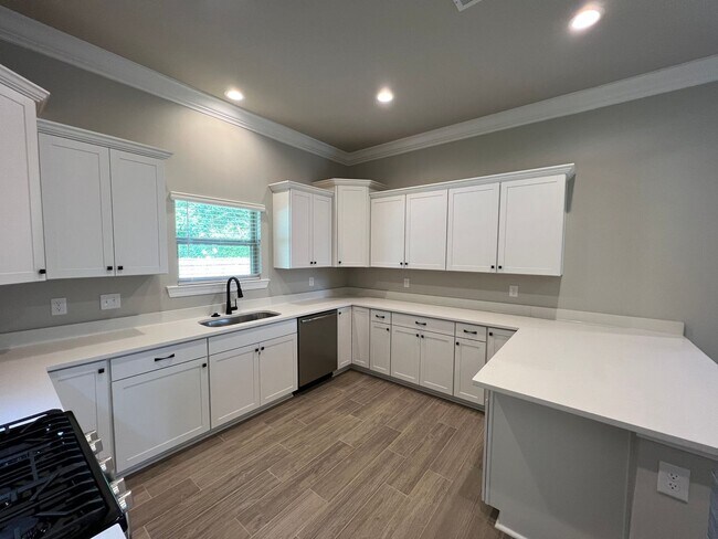 Building Photo - 17029 Shearwater Trce