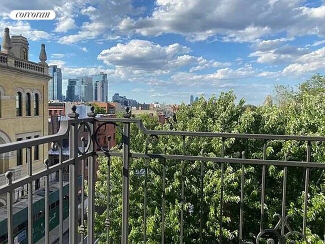 Foto del edificio - 91 S 3rd St