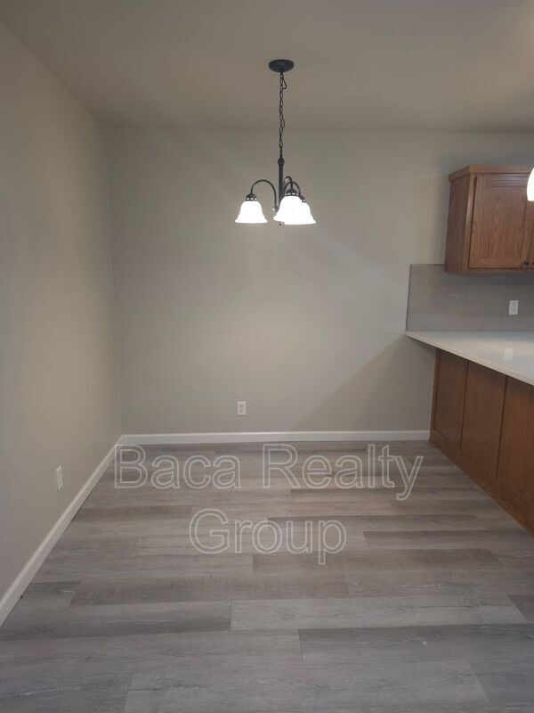 Foto del edificio - 18234-18310 310th St