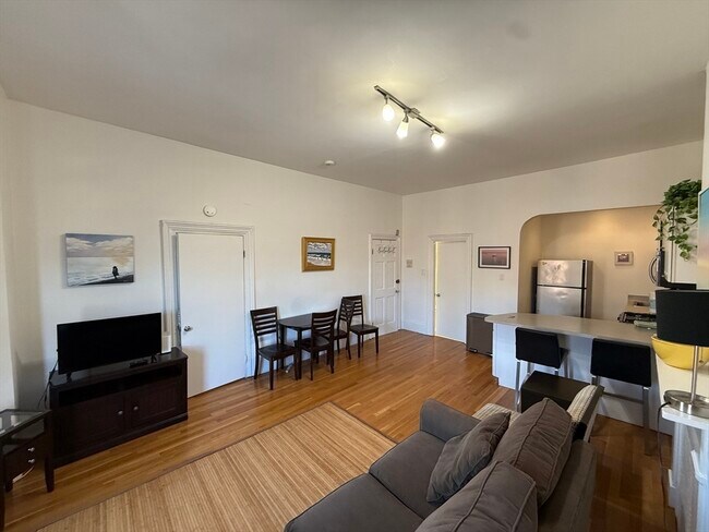 Foto del edificio - 668 Tremont St