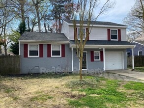 Building Photo - 107 Opal Dr