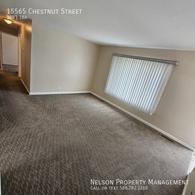 Building Photo - 15565 Chestnut St