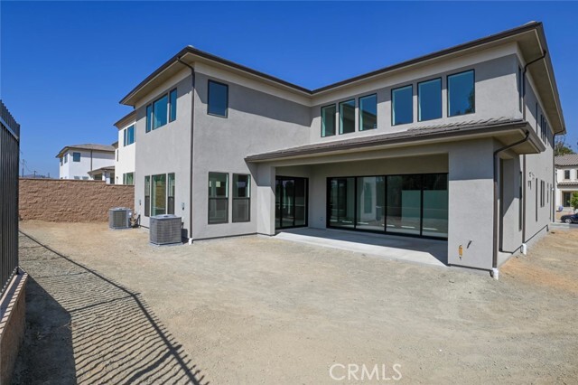 Foto del edificio - 20552 Edgewood Ct