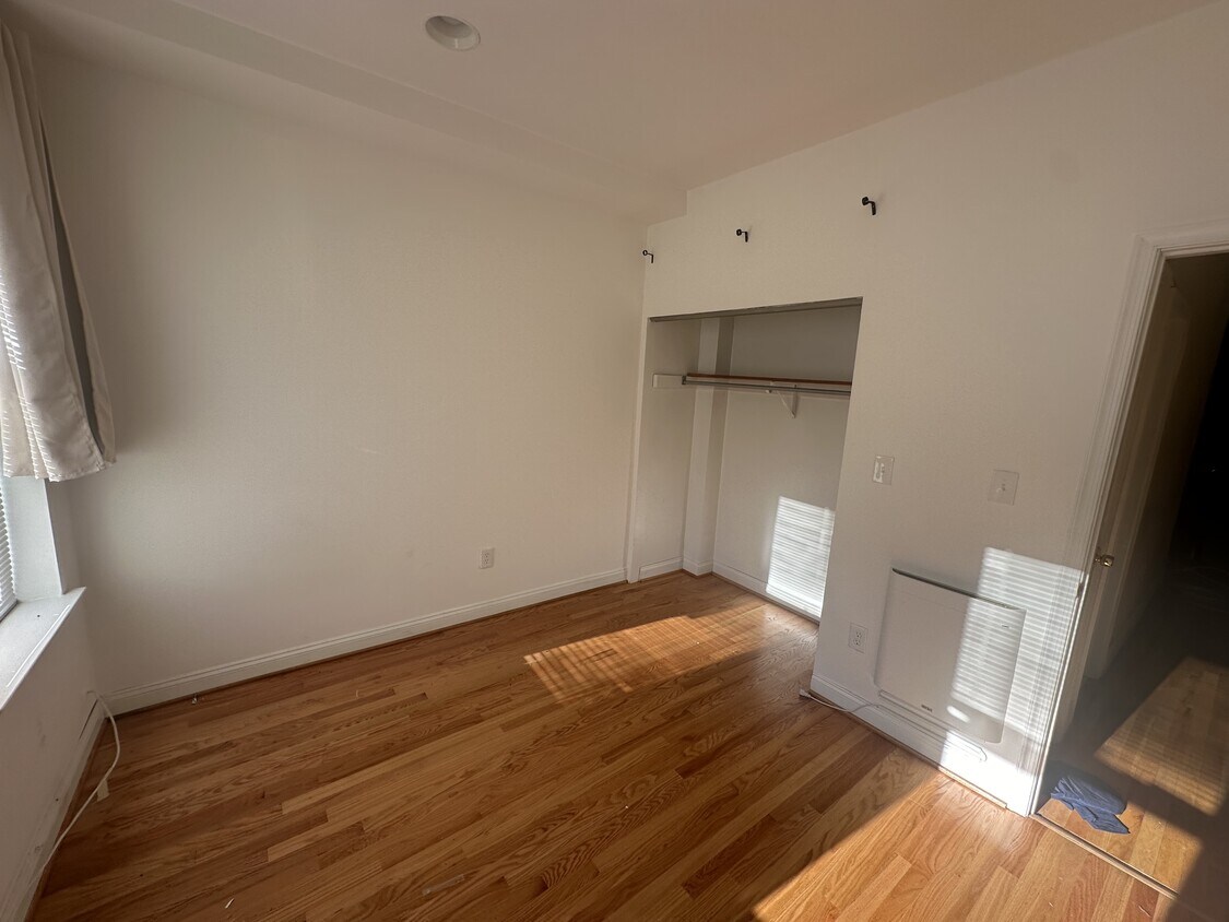 Foto del edificio - 1450 Newton St NW