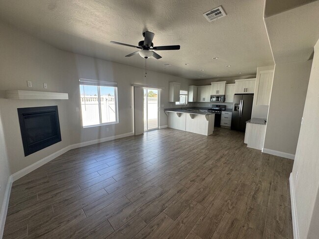 Foto del edificio - Townhome in Shadow Cove
