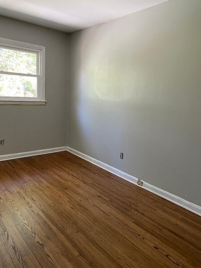 Bed room - 1849 Darbrook Dr