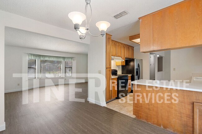 Building Photo - 7254 Butterball Way