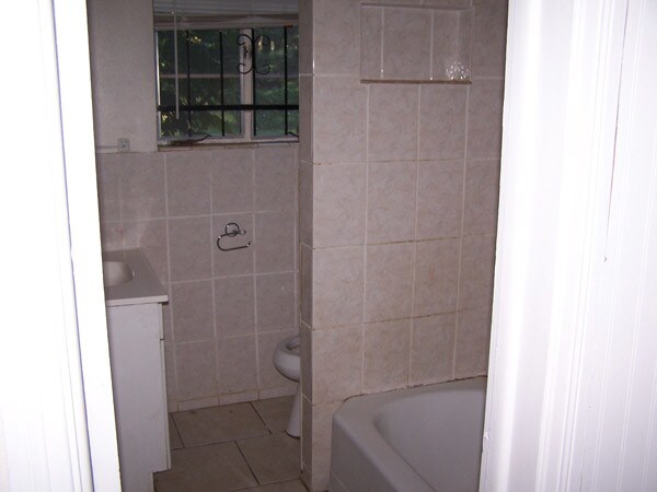 Building Photo - 3265 Soutel Dr