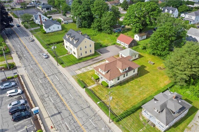 Building Photo - 117 Granite St