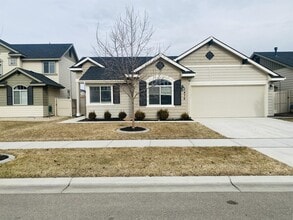 Building Photo - 1476 W Soldotna Dr