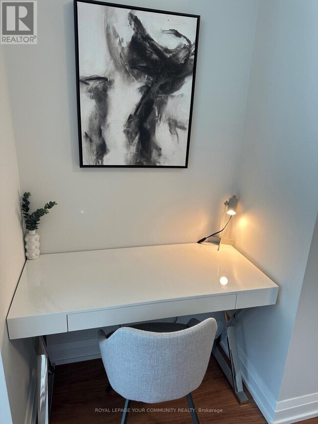 Building Photo - 2 Anndale Dr