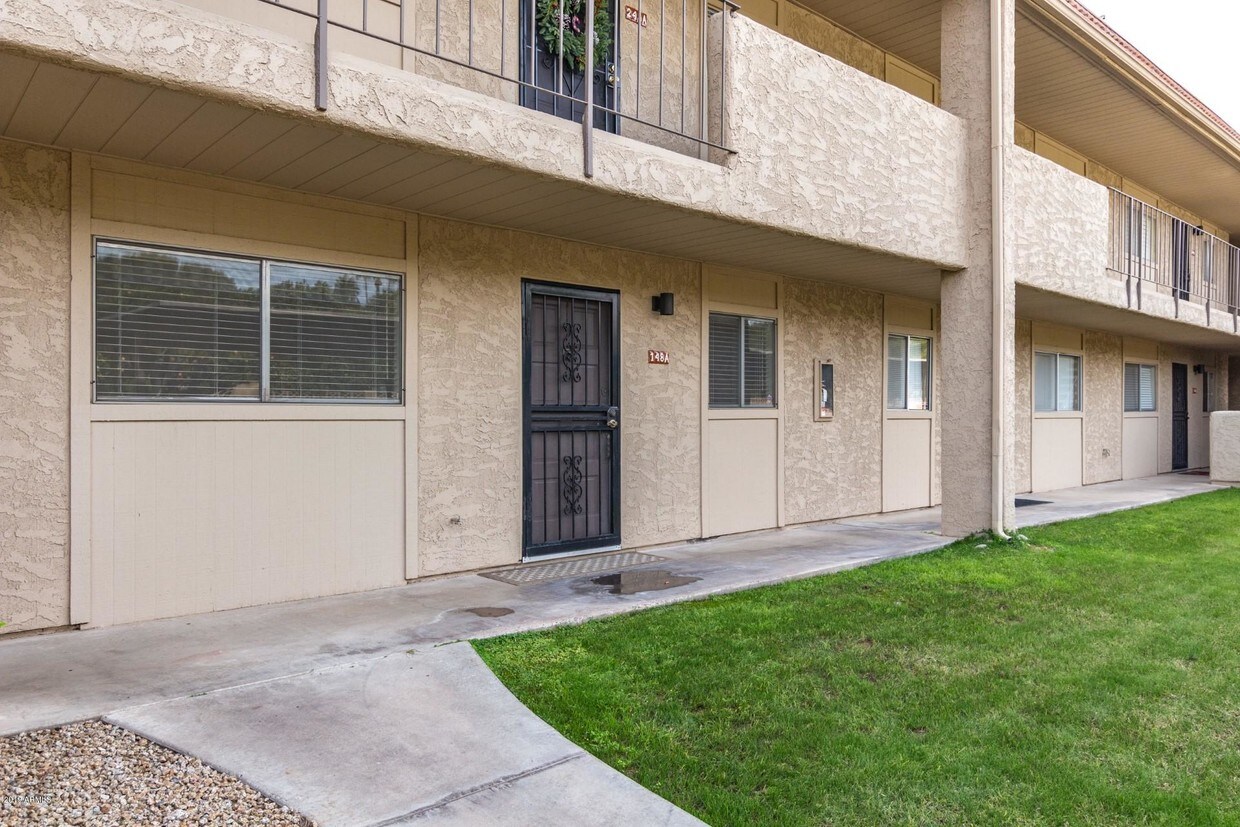 7430 E Chaparral Rd Unit 148A, Scottsdale, AZ 85250 Room for Rent in Scottsdale, AZ