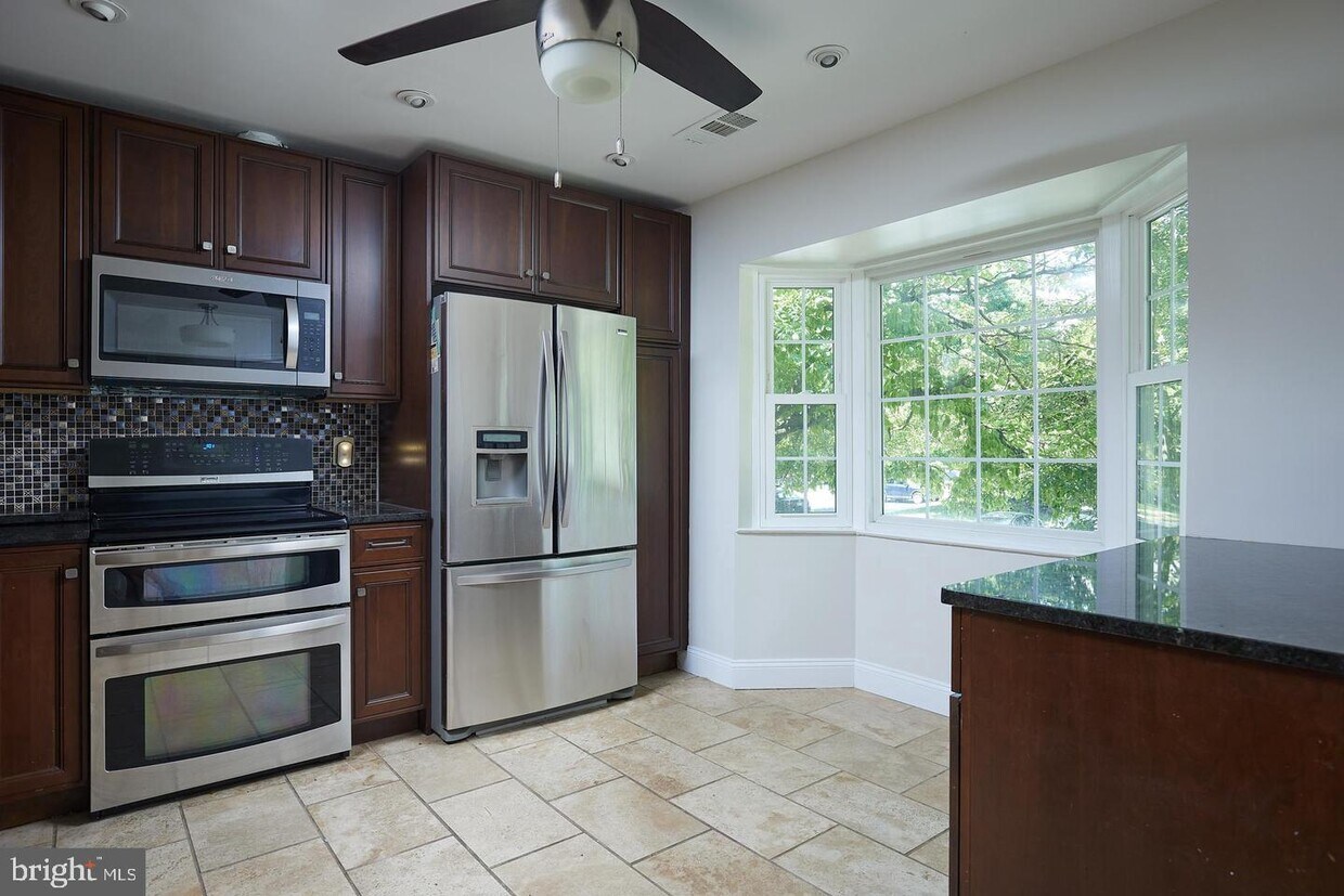 124 Barnsfield Ct, Gaithersburg, MD 20878 Townhome Rentals in