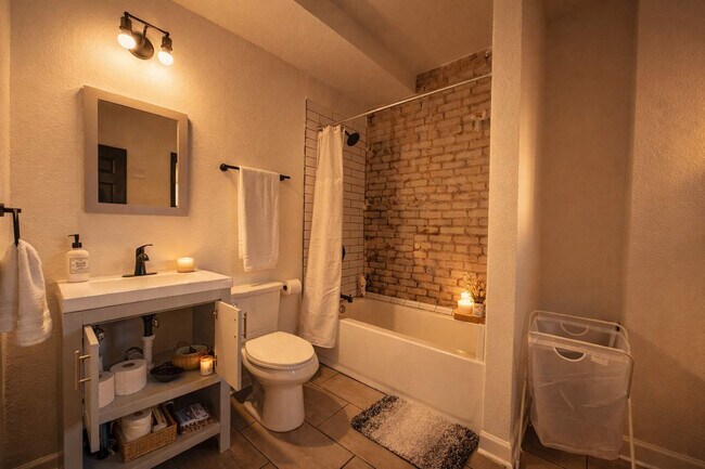 Foto del edificio - 1927 N Prospect Ave