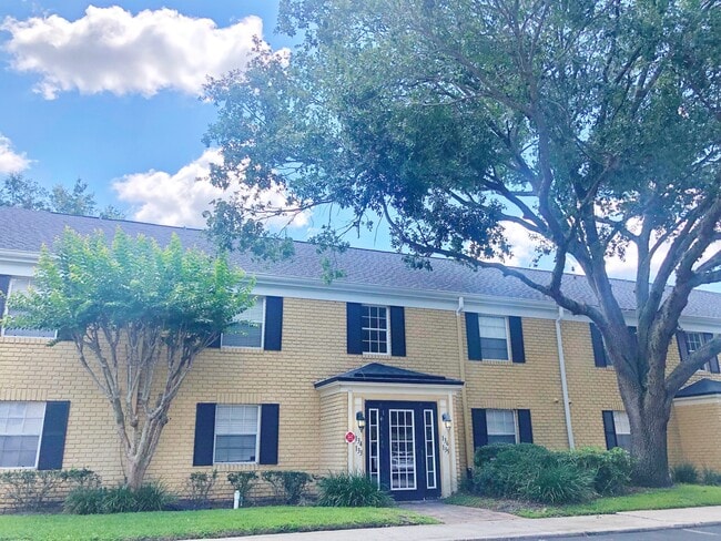 STRATFORD CONVENIENT 1/1 CONDO IN SEMINOLE... - STRATFORD CONVENIENT 1/1 CONDO IN SEMINOLE...