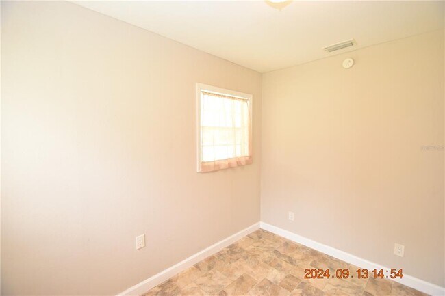 Foto del edificio - 6124 Cliff Ave