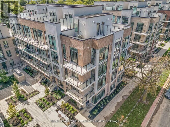 Photo du bâtiment - 3RD - 11-851 SHEPPARD AVENUE