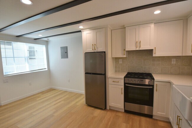 Foto del edificio - 2906 Griffith Park Blvd