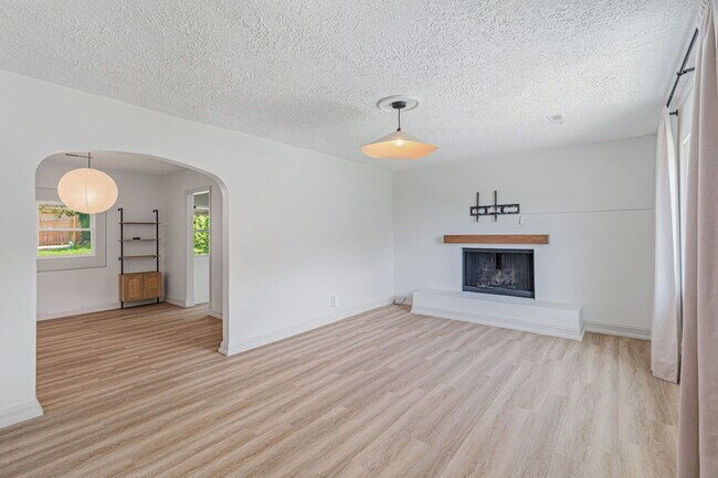 Foto del edificio - 2531 Keystone Ave