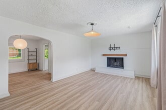 Building Photo - 2531 Keystone Ave