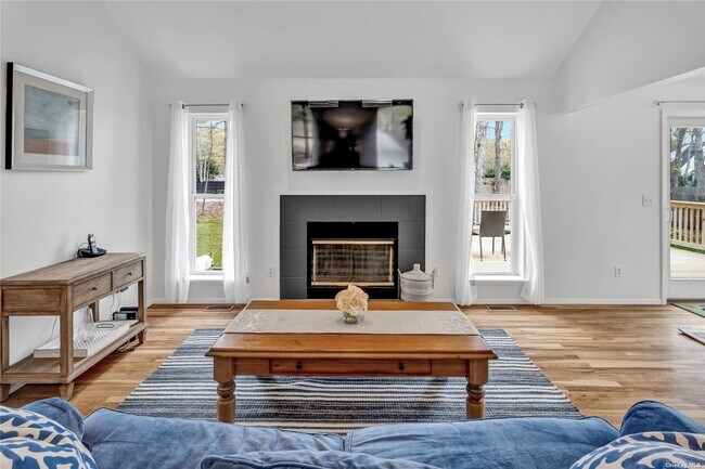 Foto del edificio - 60 Broadway Ave