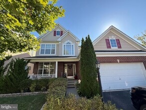Building Photo - 12457 Pfitzner Ct