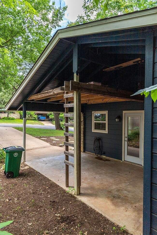 Building Photo - 1507 Grayford Dr