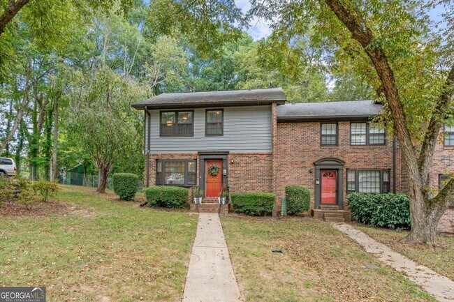 Foto del edificio - 541 N White St