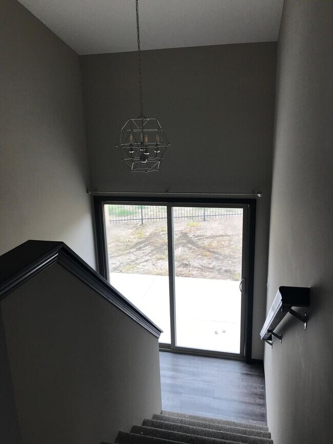 Foto del edificio - 12817/19 E Timber Lake Ct