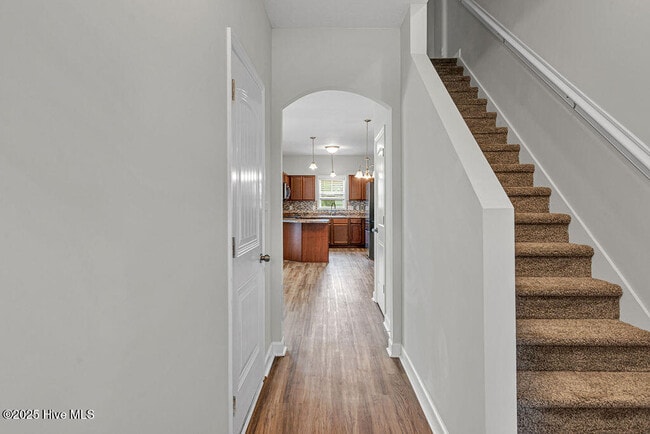 Building Photo - 305 Otis Cv Ln