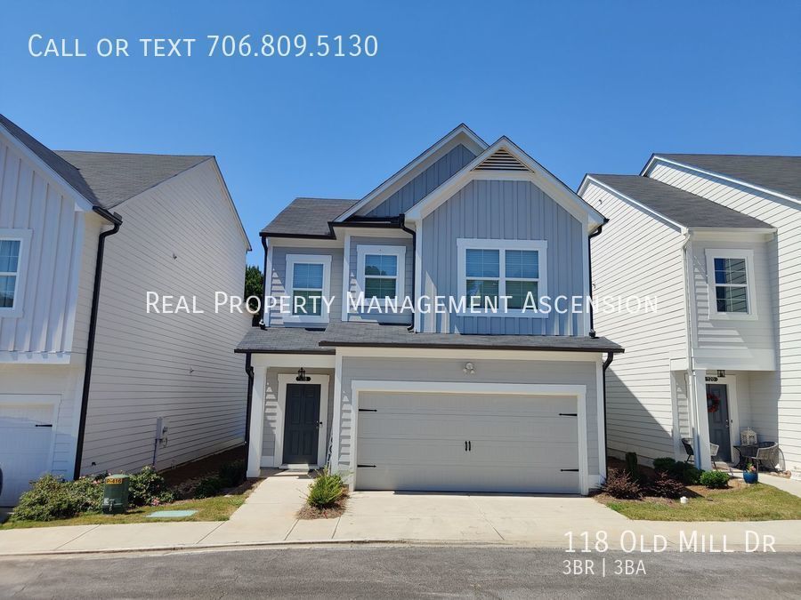 Primary Photo - Wonderful Home in a Gated Community