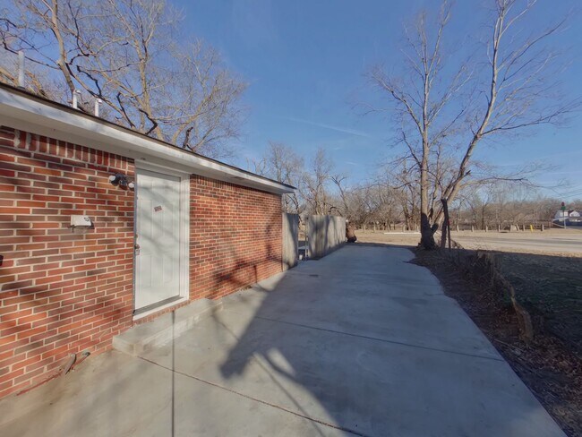 Foto del edificio - 1910 N Heiserman