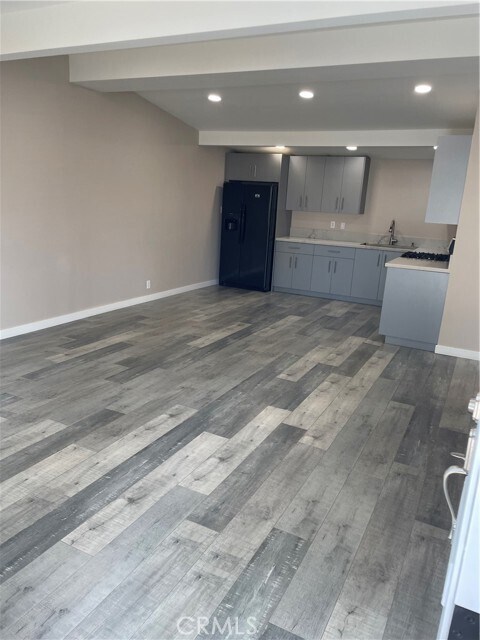Foto del edificio - 6638 Atoll Ave
