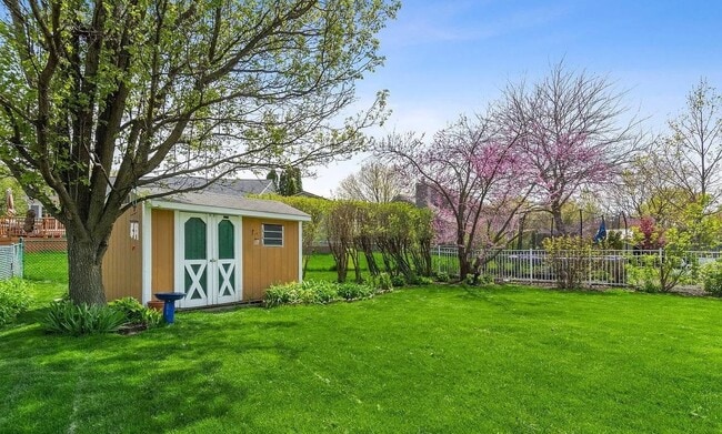 Foto del edificio - 3133 Portland Ct