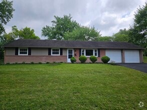 Building Photo - 38 Edenhurst Dr