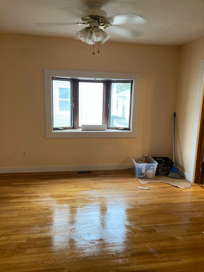 Large Dine in Kichen - 55 Orchard St