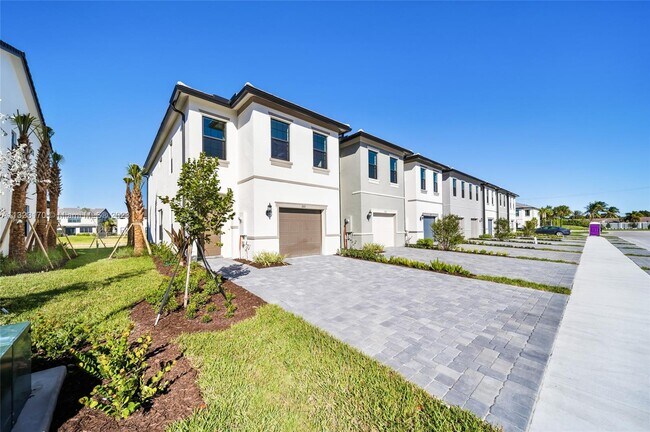 Foto del edificio - 2163 Appleton Cir N