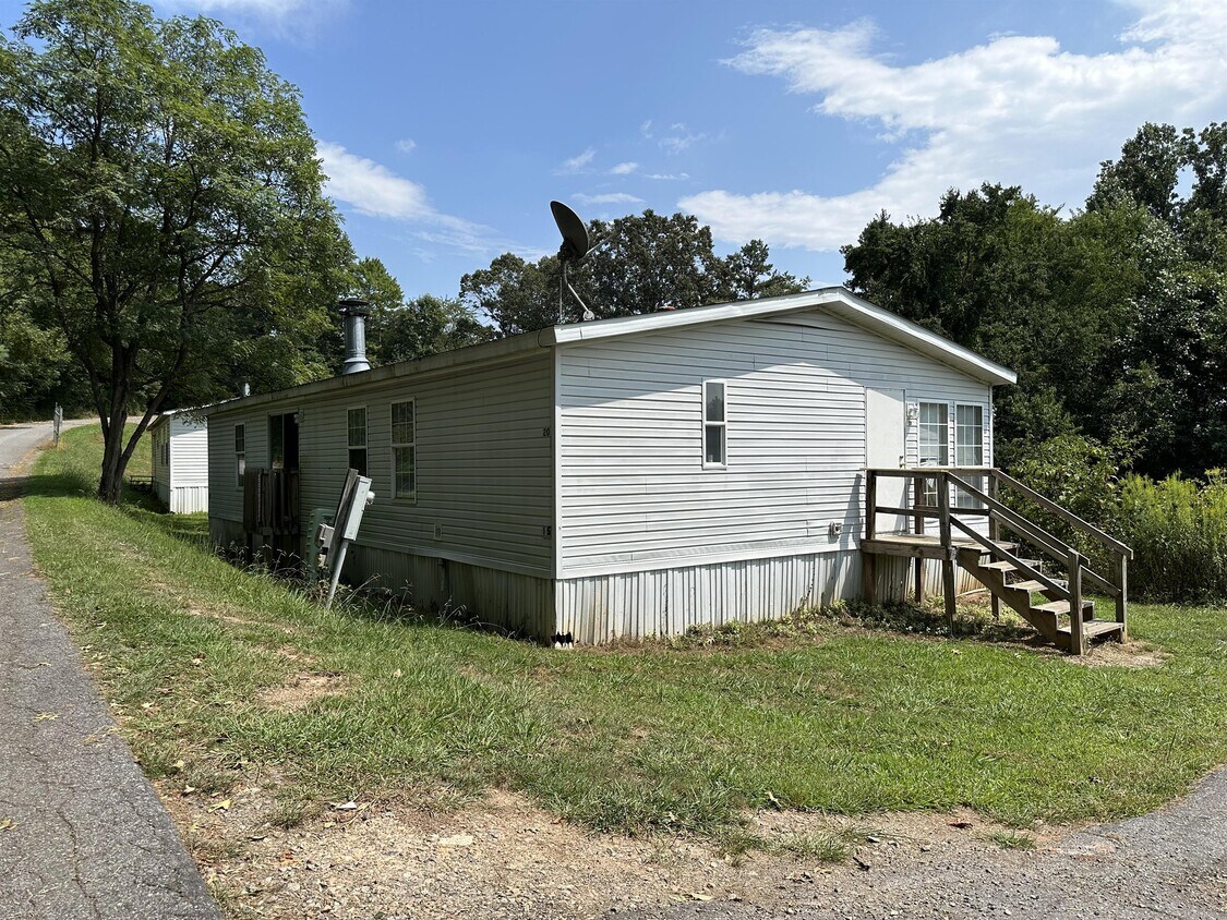 15 Misty Mountain Way, Candler, NC 28715 House Rental in Candler, NC