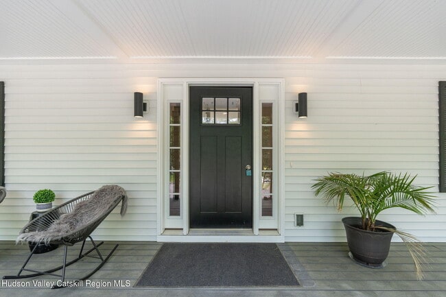 Building Photo - 32 Maurizi Ln