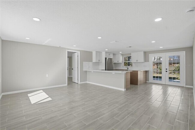 Building Photo - 5543 Quist Dr