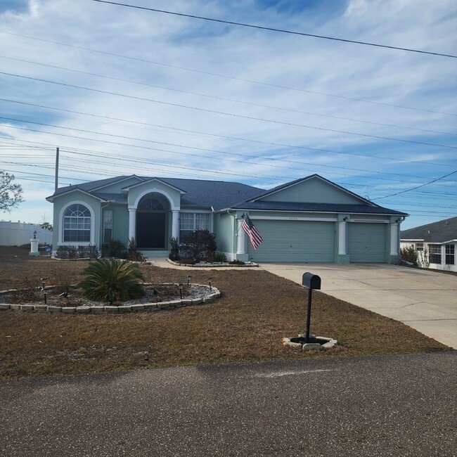 Building Photo - Very Nice house For Rent in Spring Hill