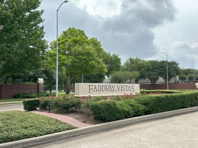 Foto del edificio - 7203 Welshwood Ln