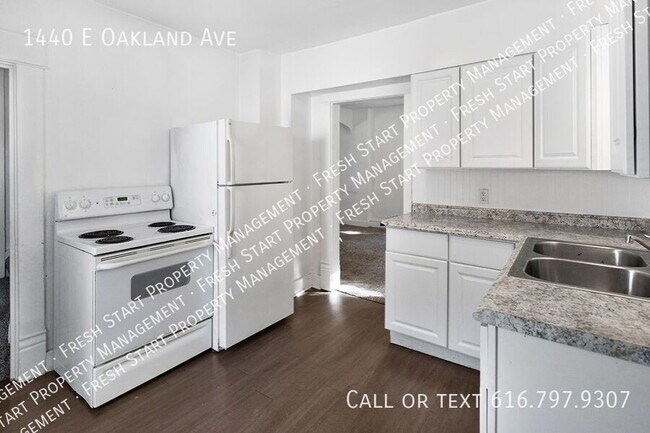 Building Photo - 1440 E Oakland Ave