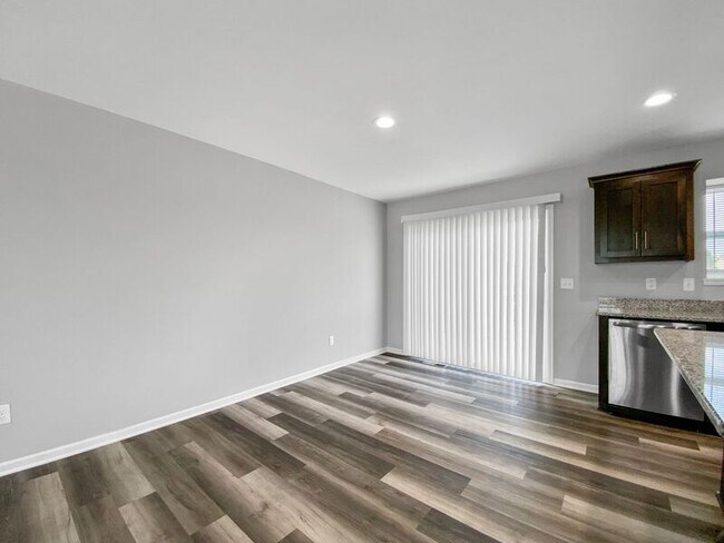 Building Photo - 21806 Lucca Cir
