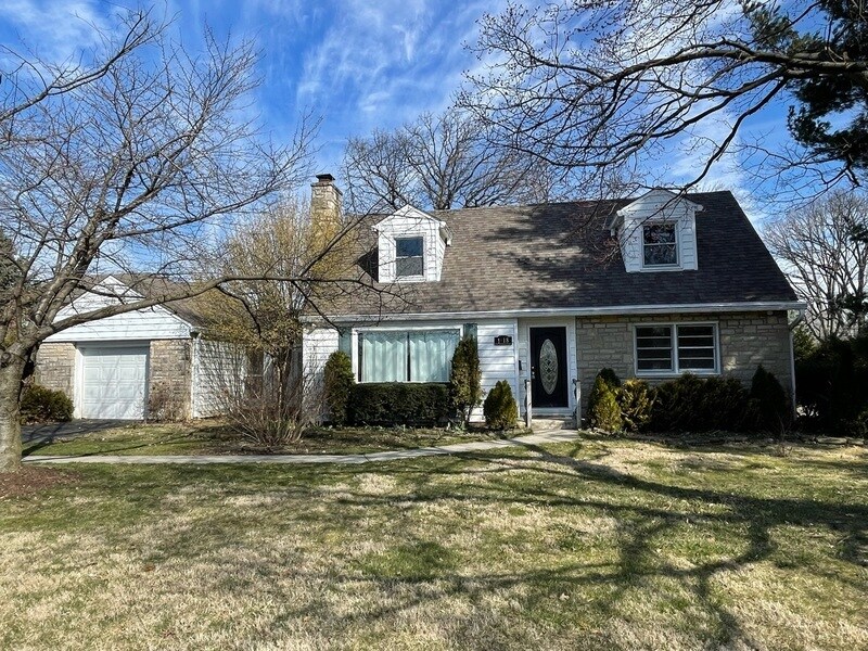 Primary Photo - 1818 Ridgeview Rd